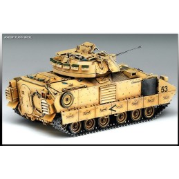 VEHICULO DE COMBATE DE INFANTERIA M-2 A2 Bradley OIF -Escala 1/35- Academy 13205