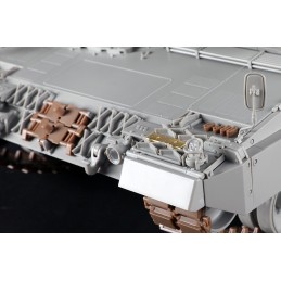 CARRO DE COMBATE Leopard 2A6 -Escala 1/16- Trumpeter 00966