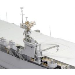 PORTAAVIONES U.S.S. Independence CVL-22 -Escala 1/350- Dragon Models 1024
