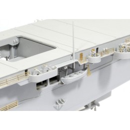 PORTAAVIONES U.S.S. Independence CVL-22 -Escala 1/350- Dragon Models 1024