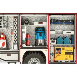 CAMION DE BOMBEROS MERCEDES-BENZ TLF 16/25 (Cisterna) -Escala 1/24- Revell 07586